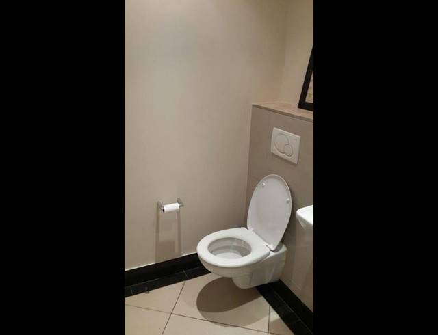 1 BEDROOM APARTMENT FOR SALE IN UMHLANGA RIDGE